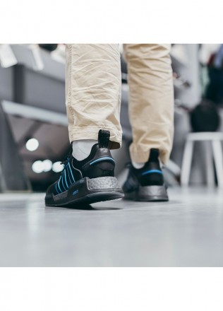 
 
 Кросівки Adidas NMD V3 BOOST: стиль та комфорт на новиму рівні. Поєднання кл. . фото 10