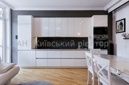 Продаж чотирикімнатної квартири з дизайнерським ремонтом в ЖК Яскравий, вул. Кул. . фото 8