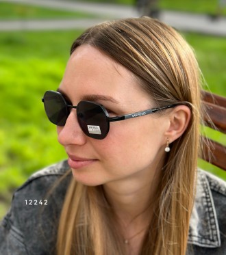 
Сонцезахисні окуляри - головний і невід'ємний атрибут образу сучасної дівчини. . . фото 4