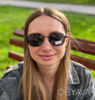 
Сонцезахисні окуляри - головний і невід'ємний атрибут образу сучасної дівчини. . . фото 1