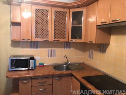 Пропоную купити 2-кімнатну квартиру з косметичним ремонтом, площею 46 м² в Києві. . фото 3