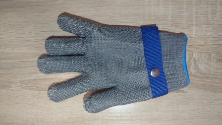 Кольчужна захисна рукавичка.
Для захисту рук від порізів під час роботи з різаль. . фото 5