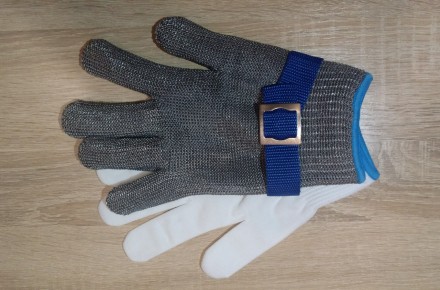 Кольчужна захисна рукавичка.
Для захисту рук від порізів під час роботи з різаль. . фото 7