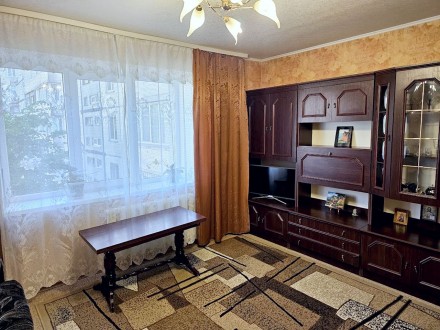 Продам большую 2-комнатную квартиру в кирпичной вставке на ж/м Левобережный-3.
. Лівобережний-3. фото 4