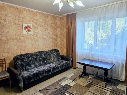 Продам большую 2-комнатную квартиру в кирпичной вставке на ж/м Левобережный-3.
. Лівобережний-3. фото 3