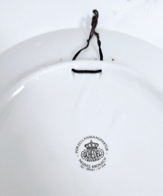 Фарфоровая коллекционная тарелка Крапивник
 диаметр 19,5 см,
Отличный подарок ко. . фото 3