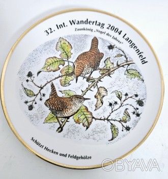 Фарфоровая коллекционная тарелка  Певчие птицы Европы Крапивник