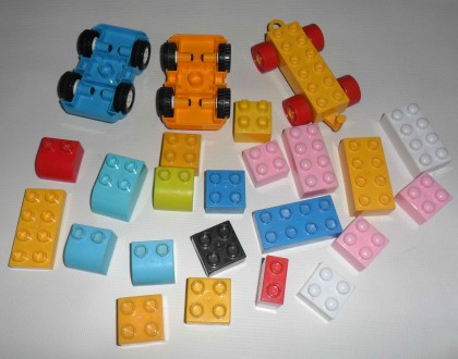 остатки конструктора Lego duplo машинки-трансформери лего дупло автомобілі
оста. . фото 10