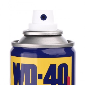 Универсальная смазка WD-40 позволяет удалять растительные соки, смолы, клейкие в. . фото 3