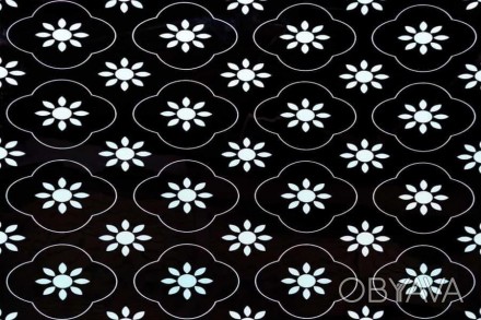 Самоклеюча вінілова плитка СВП 217 квіточки чорно-білі глянець 600х600х1,5мм
Сам. . фото 1