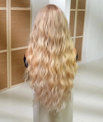 Шикарный парик - длинные волнистые волосы. Колорирование разными оттенками блонд. . фото 5