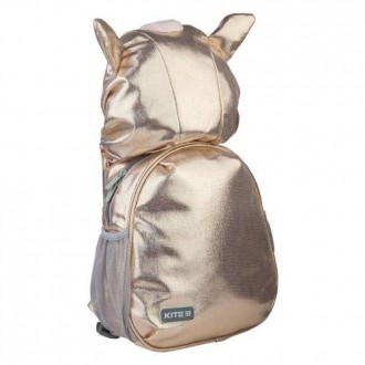 Детский рюкзак с капюшоном. Уплотненная спинка - мягкая, деликатно прилегает к с. . фото 2