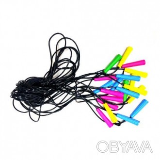 Резиновая скакалка с цветными пластиковыми ручками. Длина скакалки: 2,8 м. Разны. . фото 1