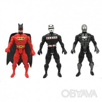 Набір із 3-х фігурок у вигляді популярних супергероїв. Виконана із пластику, доб. . фото 1