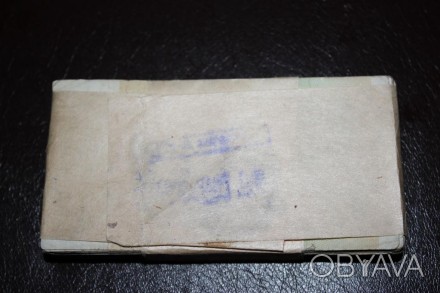 Пачка-Корешок из 100штук 1руб. банкнот СССР 1961-91гг. . фото 1