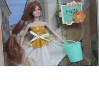 Лялька в красивій дизайнерській сукні та туфельках, з довгим красивим волоссям. . . фото 3