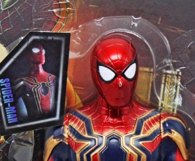 Фигурка супергероя "Человек-паук: Нет пути домой" представляет собой потрясающую. . фото 3