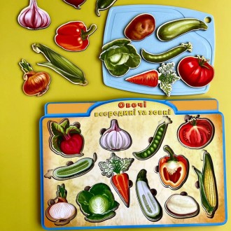Двошаровий сортер з овочами, які виглядають дуже реалістично. Нижній шар – це по. . фото 3