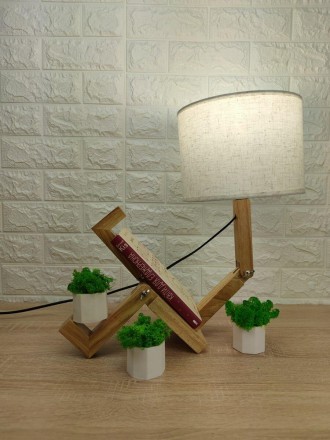 Ексклюзивна настільна лампа у стилі мінімалізм або лофт. Має нестандартний зовні. . фото 2