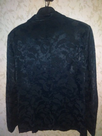 Продам женский пиджак, производство Турция. Пиджак в отличном состоянии, размер . . фото 3