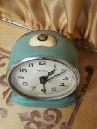 Часы Будильник Севани СССР. . фото 4