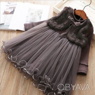 Тёплое и нарядное красивое платье с меховой жилеткой
цвет шоколадное серый
Ткань. . фото 1