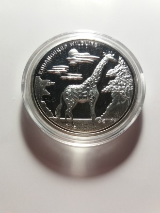 Колекційна монета 10 франків. Жираф. Конго. 2007. Діаметр 40 мм. Товщина 3 мм.. . фото 2