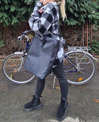 Вместительная велосипедная сумка, велосумка на багажник 15L Trizand черная
	объе. . фото 7
