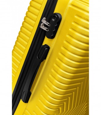 Пластиковый чемодан на колесах средний размер 70L GD Polo желтый 60k001 medium y. . фото 6