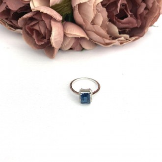 Родированное серебряное кольцо 925 пробы с топазом Лондон Блю 1.471ct. Родирован. . фото 3