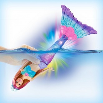 Лялька-русалка "Сяючий хвостик" серії Дримтопія Barbie з чарівним підсвічуванням. . фото 5