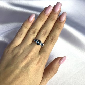 Родированное серебряное кольцо 925 пробы с топазом Лондон Блю 1.594ct. Родирован. . фото 4