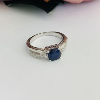 Родированное серебряное кольцо 925 пробы с натуральным сапфиром 1.175ct. Родиров. . фото 3