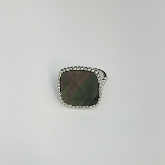 Родированное серебряное кольцо 925 пробы с натуральным перламутром. Родированные. . фото 3