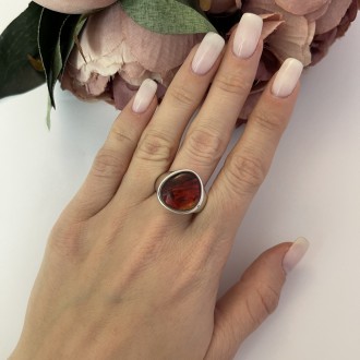 Родированное серебряное кольцо 925 пробы с искуственным аммолитом 9.2ct. Родиров. . фото 4