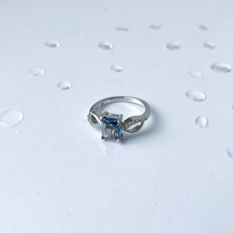 Родированное серебряное кольцо 925 пробы с мистик топазом. Родированные украшени. . фото 3
