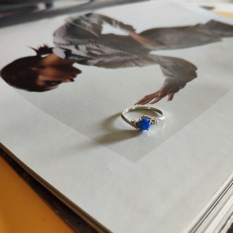 Родированное серебряное кольцо 925 пробы с опалом 0.292ct, фианитами. Родированн. . фото 10
