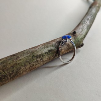 Родированное серебряное кольцо 925 пробы с опалом 0.625ct. Родированные украшени. . фото 9
