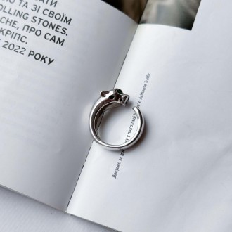 Родированное серебряное кольцо 925 пробы с фианитами, емаллю. Родированные украш. . фото 6