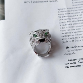 Родированное серебряное кольцо 925 пробы с фианитами, емаллю. Родированные украш. . фото 8