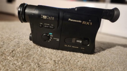 Видеокамера Panasonic RX-1. . фото 2