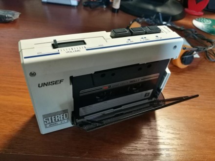 Стерео STEREO кассетный плеер UNISEF Z-1 Япония. . фото 3