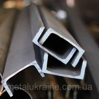  
П-подібна форма перерізу швеллера сталевого надає йому додаткових міцності вла. . фото 4