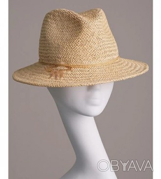 Изысканная летняя шляпа из натуральной ажурной соломки. Украшает эту модель лент. . фото 1