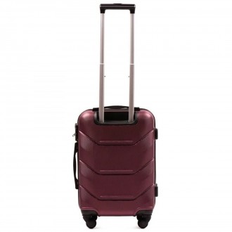 Вместительный дорожный чемодан из пластика Wings 147 средний размер цвет бордовы. . фото 4