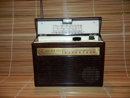 Радиоприемник МР 64 Карболит. . фото 6