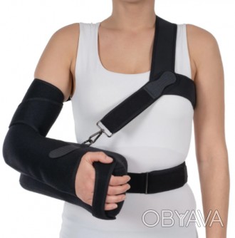 Плечевой бандаж помогает держать руку под углом 30 градусов на расстоянии от тел. . фото 1