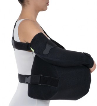 Плечевой бандаж помогает держать руку под углом 45 или 60 градусов на расстоянии. . фото 4