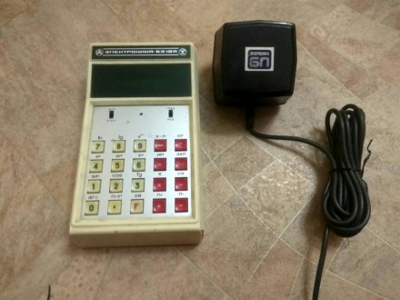 Калькулятор Электроника Б3-18А 1978 г. . фото 2