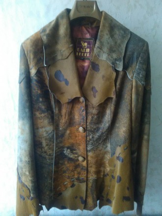 Продам новый стильный кожаный женский пиджак (Турция). Размер М. Длина пиджака 7. . фото 2